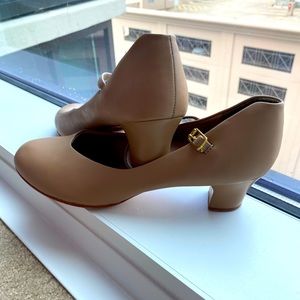 Tan character heels
